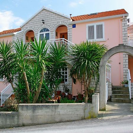 Apartments Julija Vela Luka Exterior photo