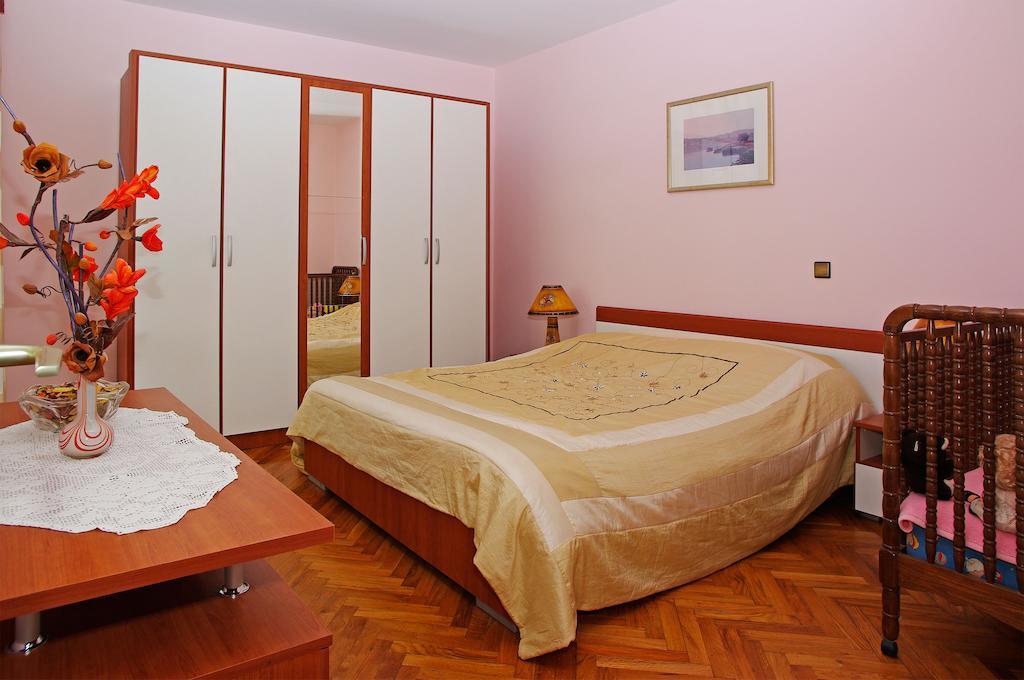 Apartments Julija Vela Luka Room photo