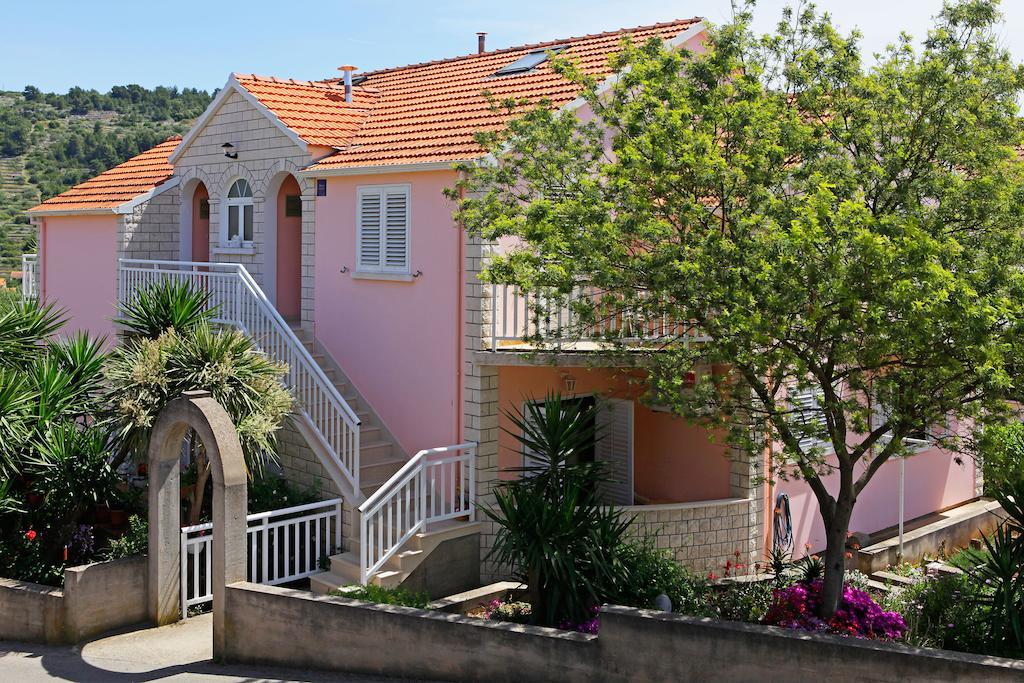 Apartments Julija Vela Luka Exterior photo